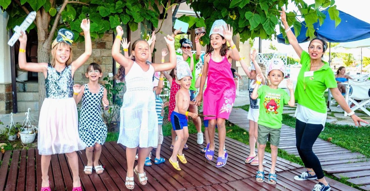 Oasis Del Mare Beach Front Hotel Lozenets ภายนอก รูปภาพ