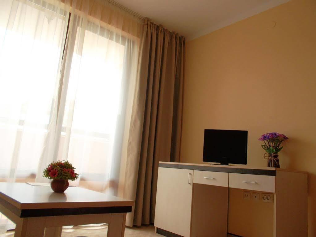 Oasis Del Mare Beach Front Hotel Lozenets ภายนอก รูปภาพ